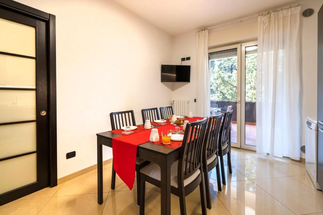 Boscoincitta Apt With Garage And Whirlpool Tub Bari Esterno foto